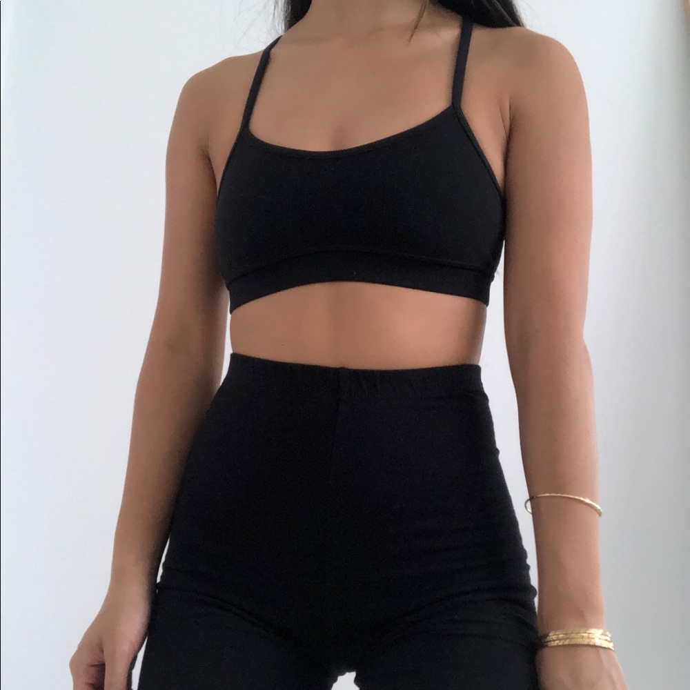 Lululemon Flow Y Sports Bra